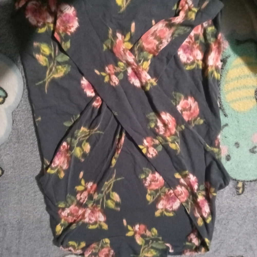 Floral Long Sleeve Turtleneck Shirt